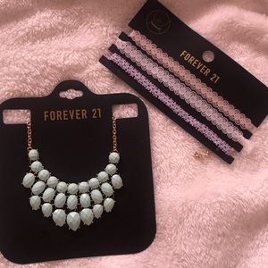 FOREVER 21 Statement Necklace & Choker Set